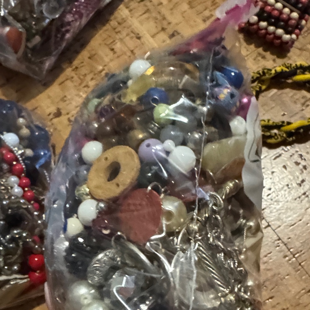 Assorted Jewelry Beads and Charms - Picture 6 of 6